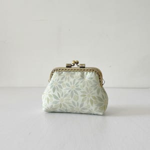 Handsewn Kiss Lock Cotton Purse: Soft Green Floral Fabric