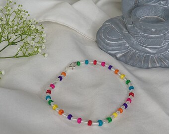 Eenvoudige regenboog kralen enkelband • unieke parel kralen sieraden cadeau