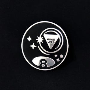 GOOD LUCK Magic 8-Ball Enamel Pin | Hard Enamel Pin, 8-Ball Pin, Y2K Aesthetic Pin, 80s Pin, Good Luck Pin, Cool Gift Idea, Retro Gamer Pin