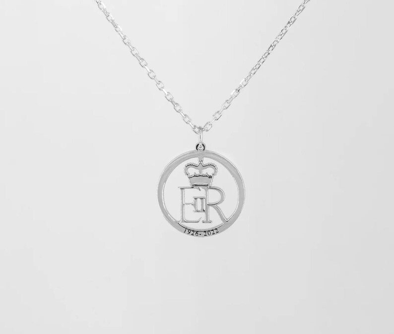 14K Gold Queen Elizabeth Remembrance Jewelry Queen Elizabeth Etsy