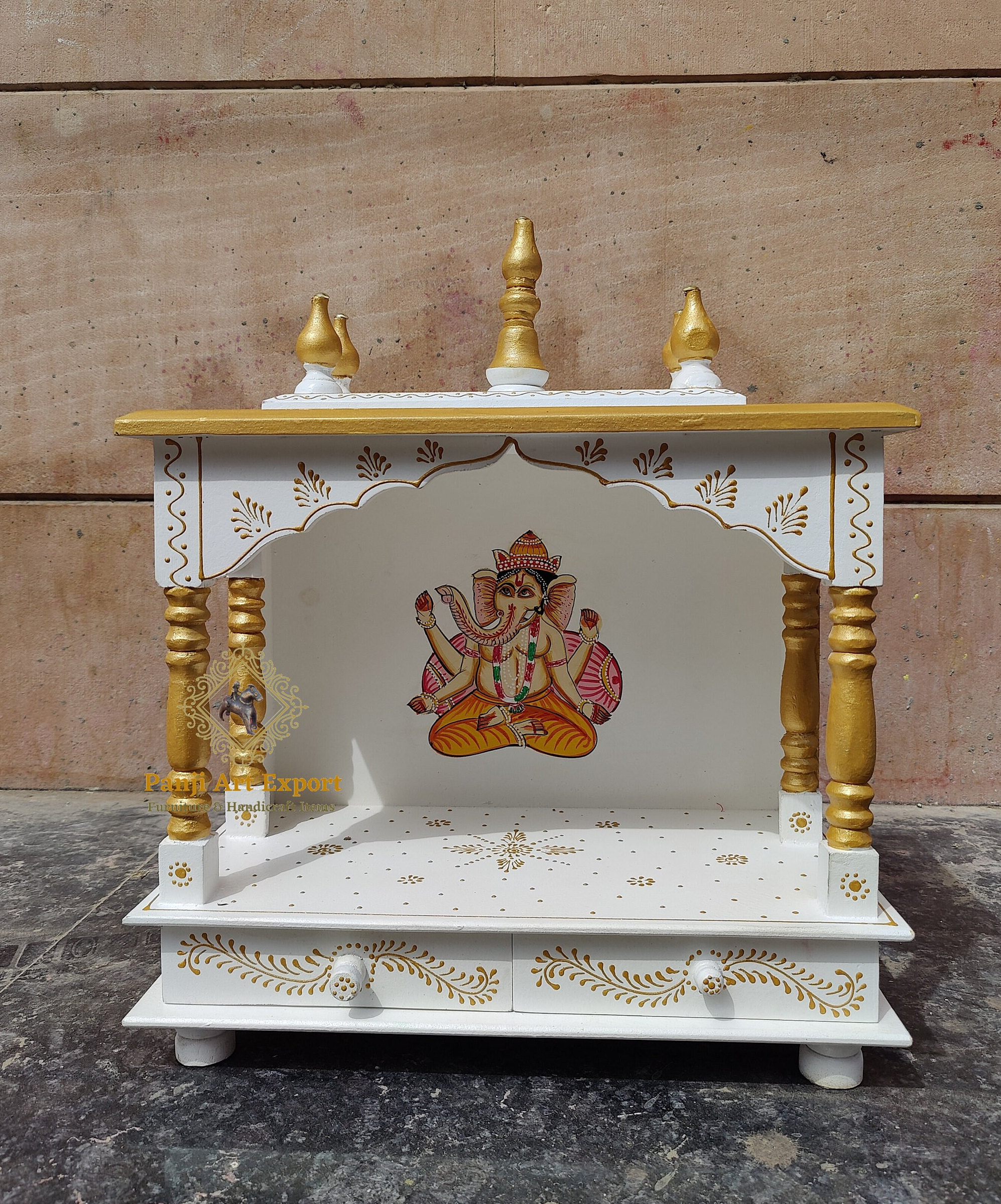 small wooden art ganesh temple or お寺や飾り物 Handcrafted Wooden Temple: Ganesh Ji Design, Wall Hanging Mandir