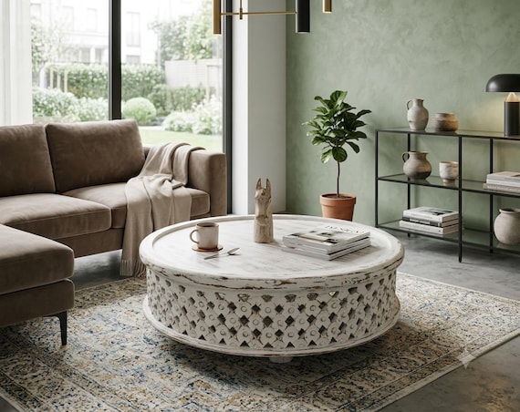 Weißer Couchtisch, handgefertigt, rund, rustikal, aus Holz, Wohnzimmer-Mittelstück, Landhaus-Dekoration
