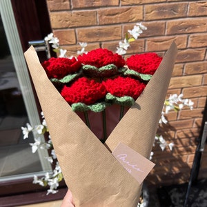 Handmade Crochet rose flower bouquets  | valentine’s day gifts | Gifts for partners