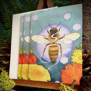 Ensemble de trois cartes vierges abeille spirituelle ~ carte animal abeille spirituelle chrysanthème abeille aquarelle fleurs du jardin nid d'abeille bleu portail orbe