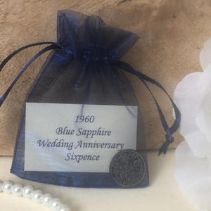 1960 Six pence 65e cadeau d'anniversaire de mariage saphir bleu - pour carte d'anniversaire de mariage 65e - pièce souvenir traditionnelle nostalgique de 65 ans