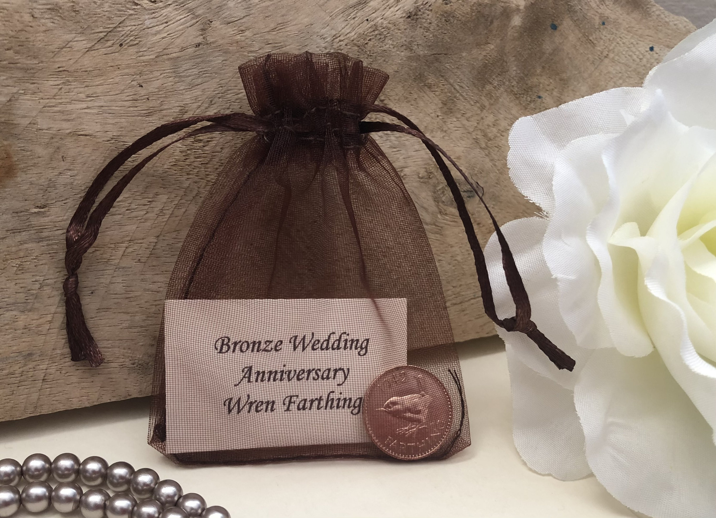 Bronze Wedding Anniversary Old Wren Farthing in Organza Gift - Etsy UK Bronze Wedding Anniversary Old Wren Farthing in Organza Gift - Etsy UK