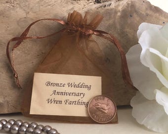 Bronze Wedding Anniversary Old Wren Farthing in Organza Gift Bag - Traditional  for 8th 19th Card - George VI Bronze Coin - 8 Years Keepsake