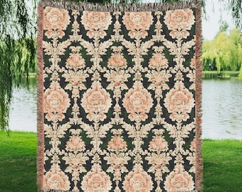 Elegant Damask Woven Blanket Gift, Cozy Tapestry Wall Hanging, Home Decor, Cotton Fringe Blanket for Couch, Gothic Home Decor Throw Blanket