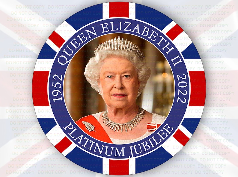 Queens Platinum Jubilee wreath sign Jubilee wreath sign image 1