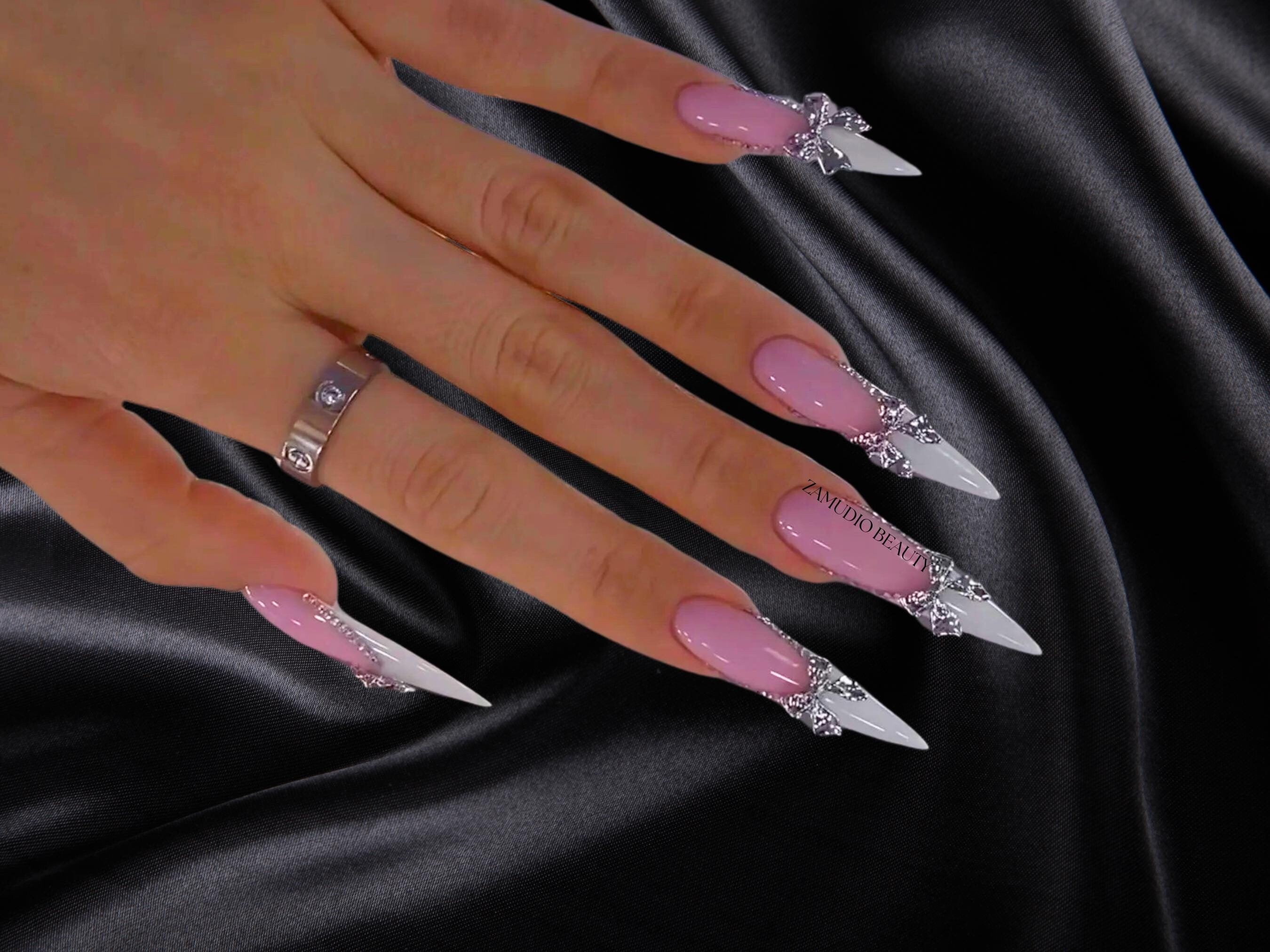 Coquette French tip Bling Press on Nails | Luxury Diamond nails bow nails,  Christmas nails, New years nails perfect for 21st Birthday Quince - Etsy  sterreich