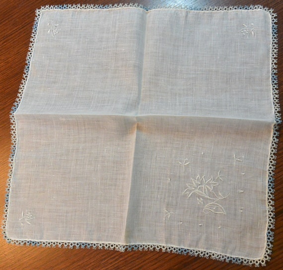 2 VTG NOS fine linen tatted handkerchiefs hankies… - image 8