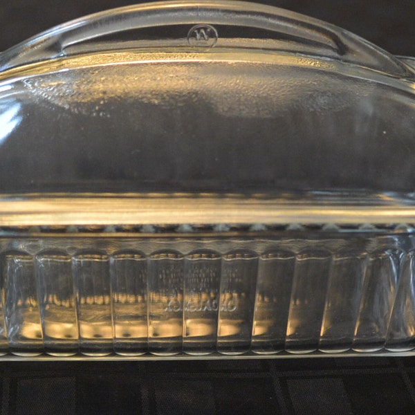 VTG Westinghouse Pyrex pressed glass loaf pan w/ lid fin handle