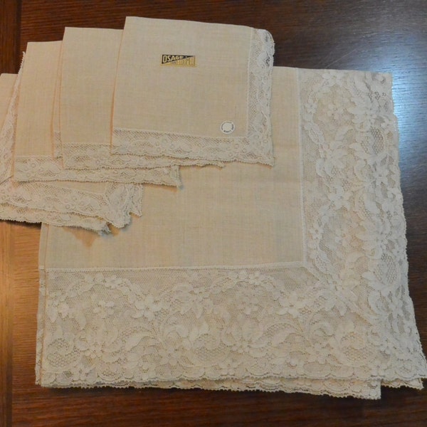 VTG 50's linen 43" square tan beige lace-trimmed tablecloth & 5 napkins