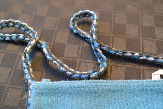 VTG Grecian Greek Boho woven market bag purse Blu… - image 4