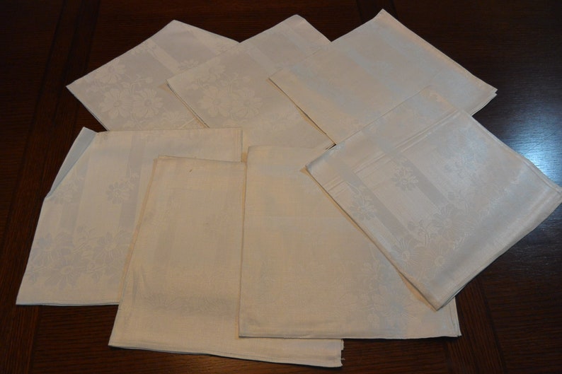 VTG NOS Pure Irish Linen Napkins Set of 7 Damask 17 Square Daisy Stripe