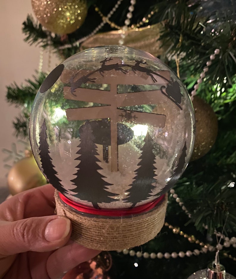 Personalized Snow Globe Personalized Family Snow Globe North Etsy