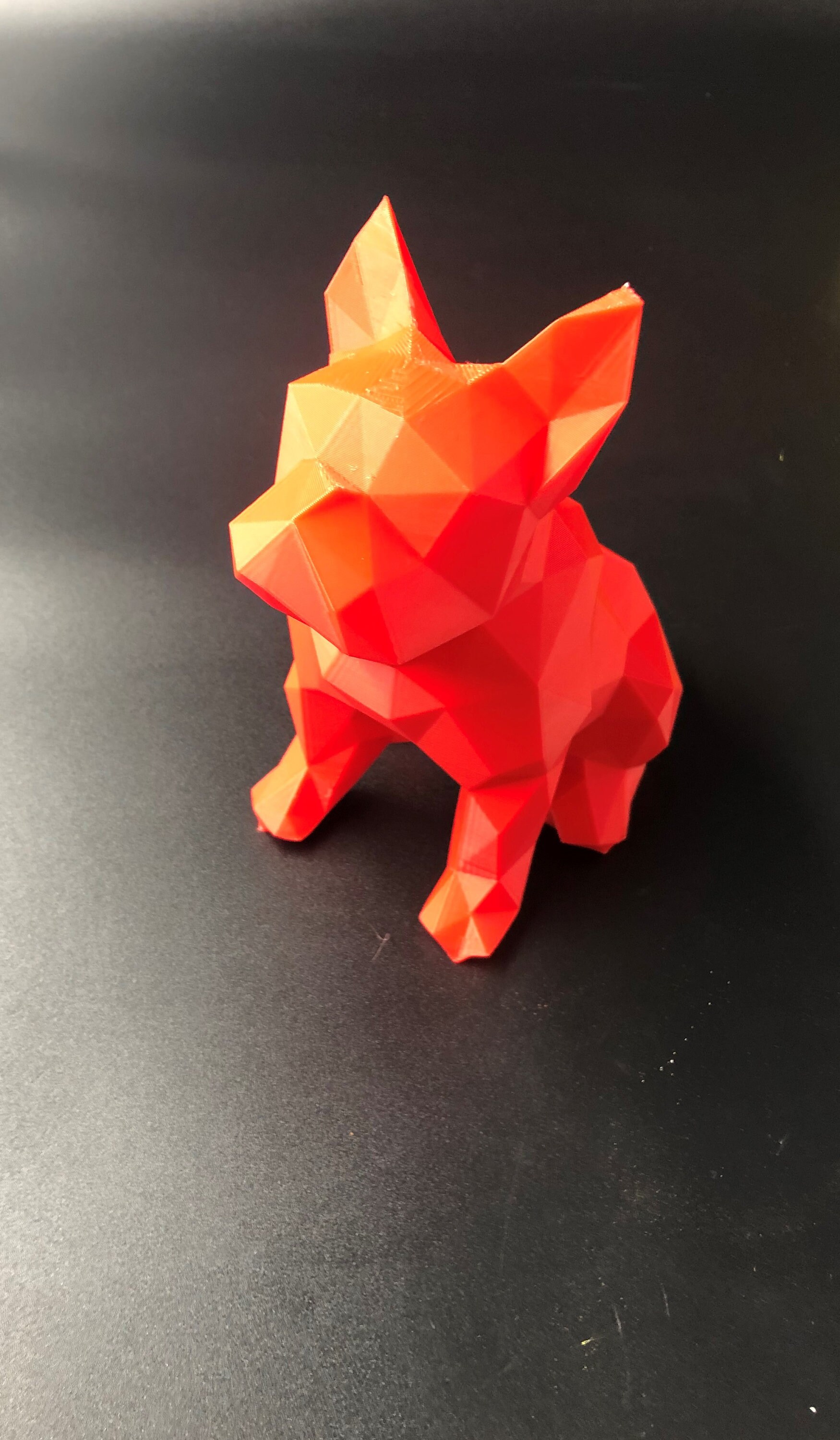 Chien Bulldog Low Poly Sculpture 15 cm en Impression 3D