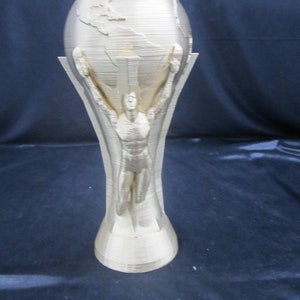 B2) RARE - 1958 World Cup Mini Trophy Brasil Campeao Junho Replica Souvenir  4.5”