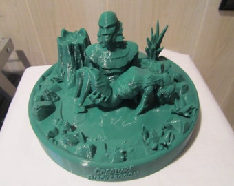The Creature From the Black Lagoon Diorama Large Size (Army Green)