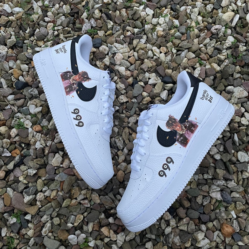 Nike Air Force 1 Artist Custom
