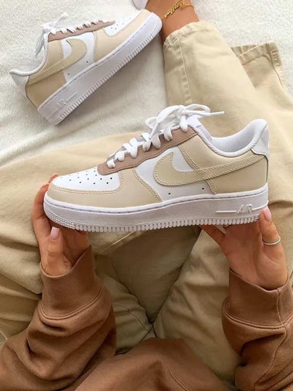 Le top 3 des promotions sur les baskets Nike Air Force 1 pendant