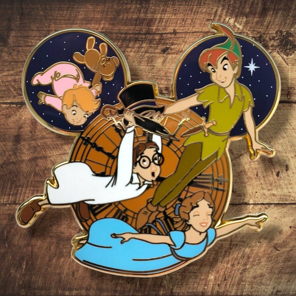Fantasy pin Peter Pan and the Kids