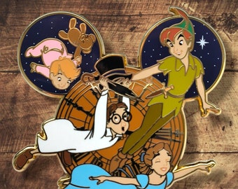 Fantasy pin Peter Pan and the Kids