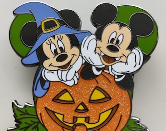 Fantazyjna przypinka Minnie i Mickey Halloween