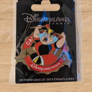 Cast Member pin Queen of Hearts LE Disneyland Paris