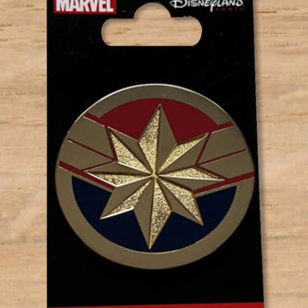 Insignia del Capitán Marvel OE Pin Disneyland París