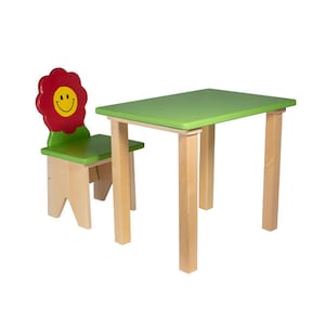 Adorable Kids Chair with Flower Design - Wooden Furniture for Toddlers and Preschoolers