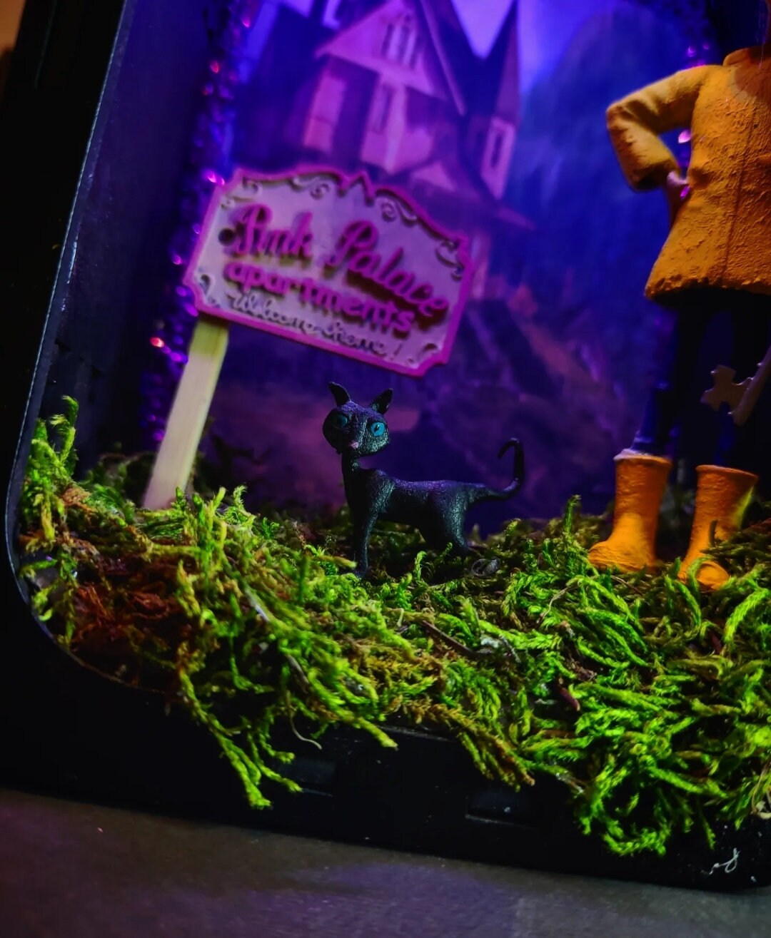 Coraline Diorama Artwork Best Choice for Gift Fast and Free Shipping