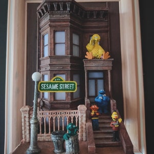 Sesame Street miniature diorama artwork wall decoration fast and free shipping with tracking number image 3