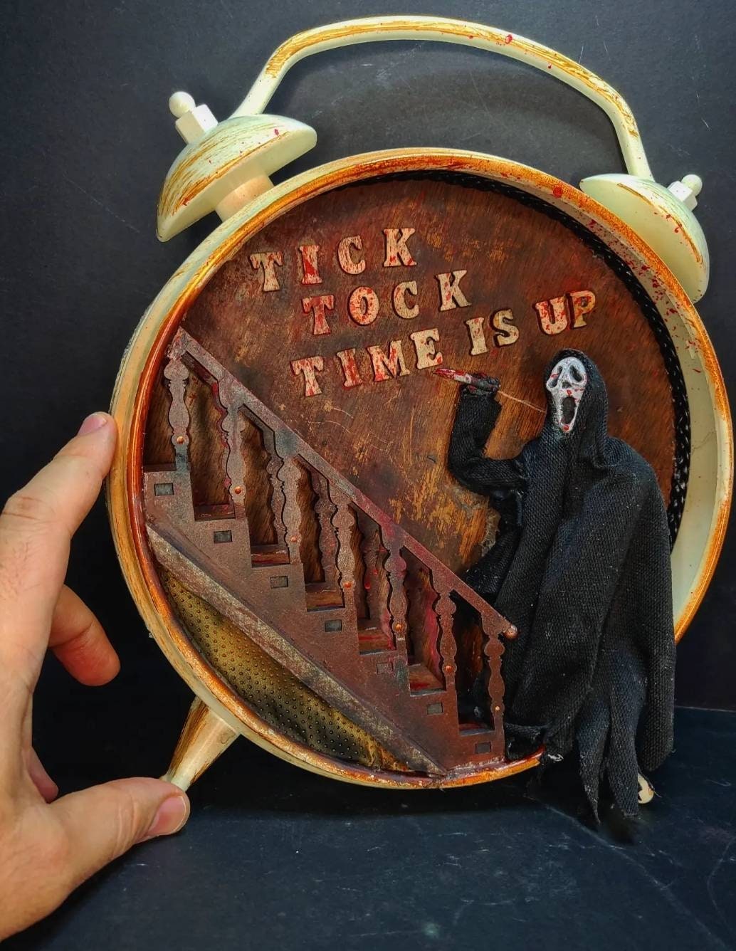 Scream Clock Image Scream Ghost Face Diorama: Handmade Halloween Clock Artwork - Etsy