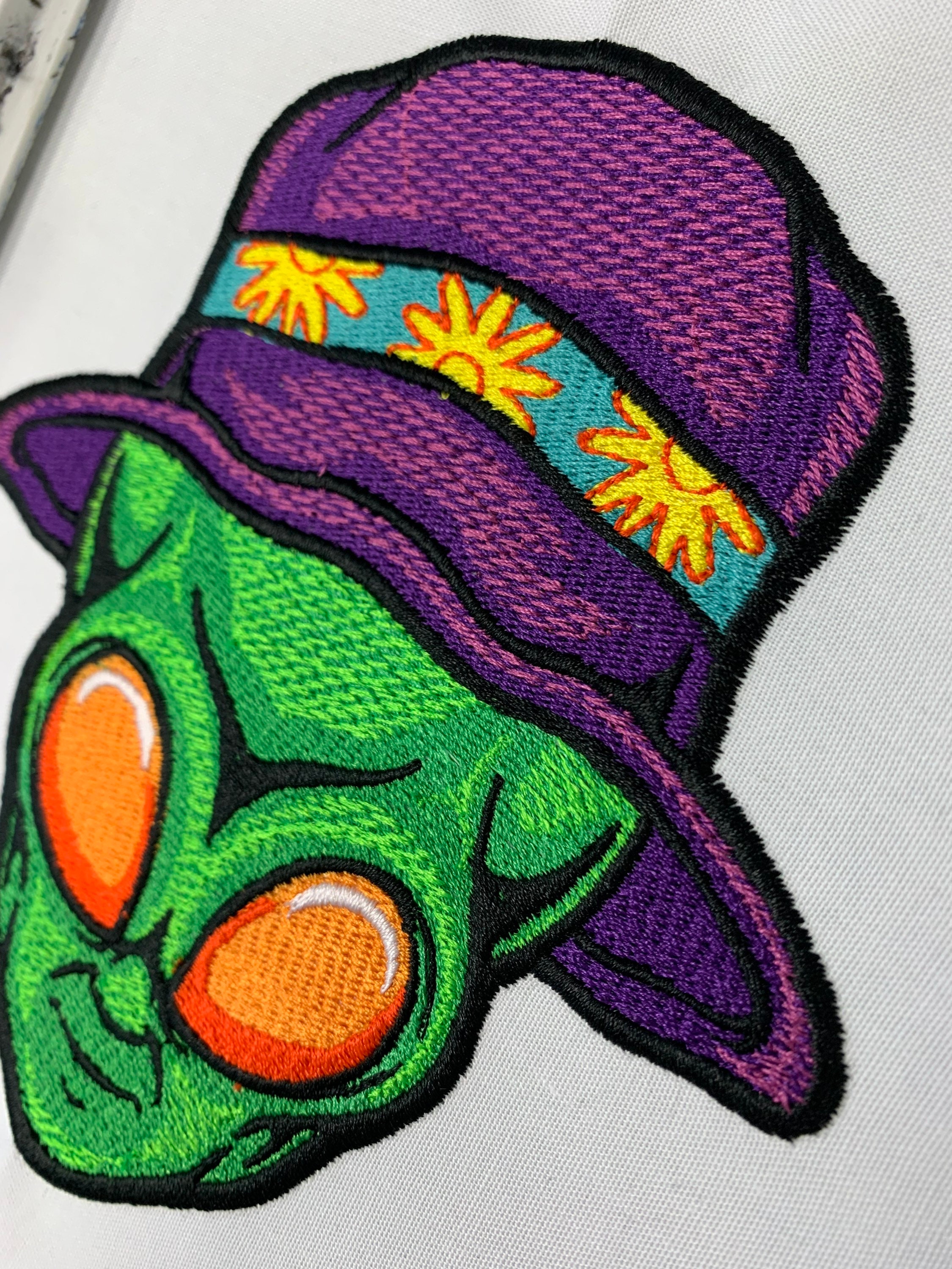 Alien Head Embroidery File, Alien Bucket Hat, Hippie Alien, Spaceman ...