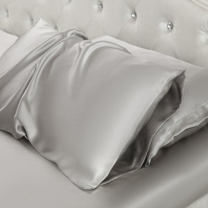 100% Natural Mulberry Silk Pillowcase, 19 Momme Silk Pillowcase 4 Sizes Available, Envelope Style Medium Grey