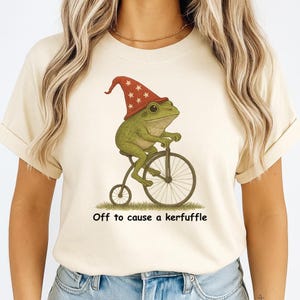 Camiseta de rana para armar un alboroto PNG, divertido refrán de Weirdcore, meme sarcástico único para adultos, hombres y mujeres, linda camiseta de Goblincore
