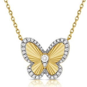 Colar de diamante e borboleta em ouro maciço 14K • Pingente de borboleta em ouro • Colar com pingente de borboleta • Joias femininas delicadas • Colar em camadas