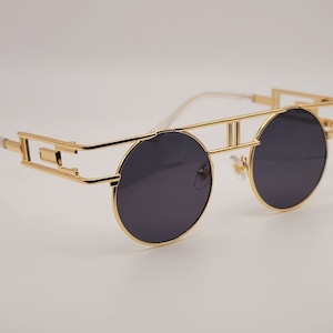 Fashion Small Frame Round Sunglasses Vintage Black Sunglasses | Trendy Sunglasses Color Black- With Pouch Steampunk  Retro Sunglasses Gothic