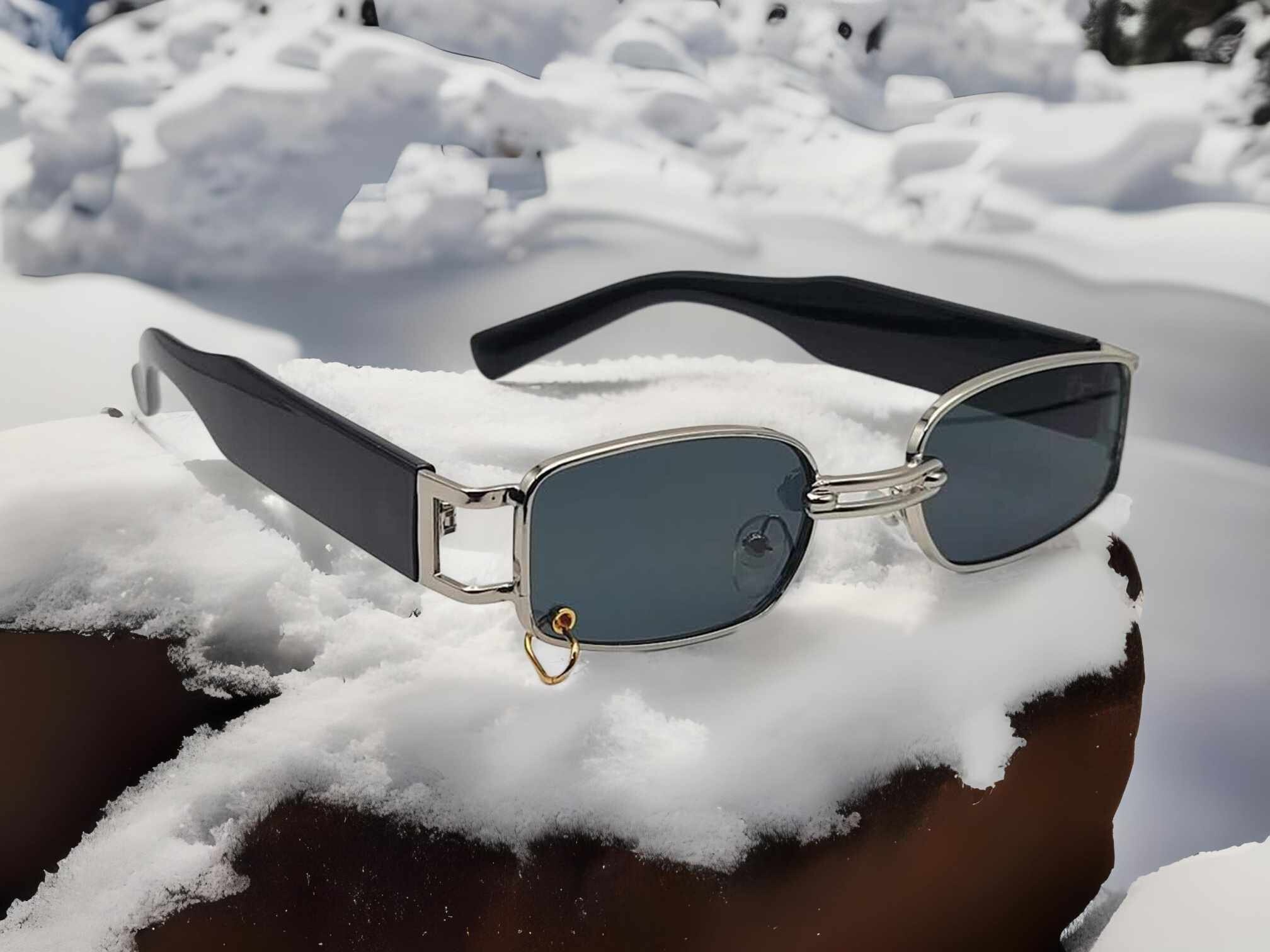 Louis Vuitton - Authenticated Sunglasses - Plastic Ecru Plain For Woman, Never Worn