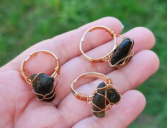 Genuine cheap raw moldavite