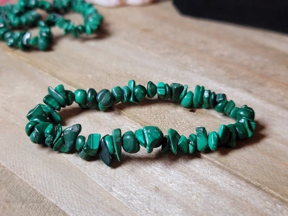 Natural Stone Malachite Irregular Chip Gem Beads Bracelet