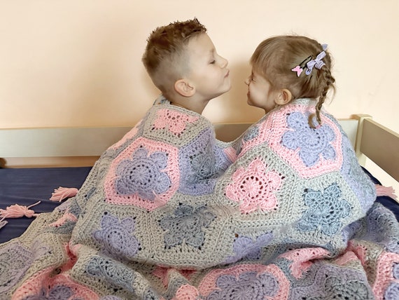 心地よいヘキシフラワーブランケット *パターンのみ* - Etsy 日本