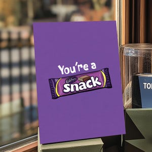 Eres un bocadillo, tarjeta de felicitación A6: regalo hecho a mano, tarjeta divertida, tarjeta irlandesa, tarjeta ilustrada, artista irlandés.