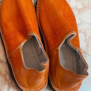 Pantoufles marocaines en cuir véritable faites à la main Orange 3