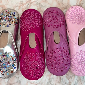 Chaussons faits main en cuir marocain véritable avec paillettes brodées