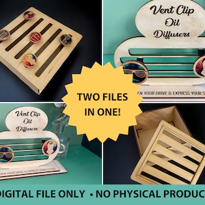 Könnte beinhalten: Zwei Holzständer für Lüftungsclip-Öldiffusoren. Die Ständer sind aus hellem braunem Holz gefertigt und haben ein schlichtes Design. Der Text "Vent Clip Oil Diffusers" ist in die Ständer graviert. Die Ständer sind so konzipiert, dass sie runde Diffusoren mit verschiedenen Designs aufnehmen können. Der Text "TWO FILES IN ONE!" ist auf einem gelben Stern dargestellt.