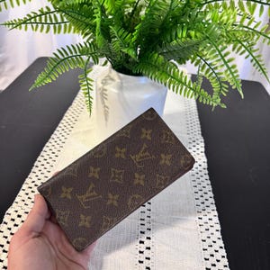 Authentic Vintage Louis Vuitton Monogram Wallet Purse Pocket Notebook Cover