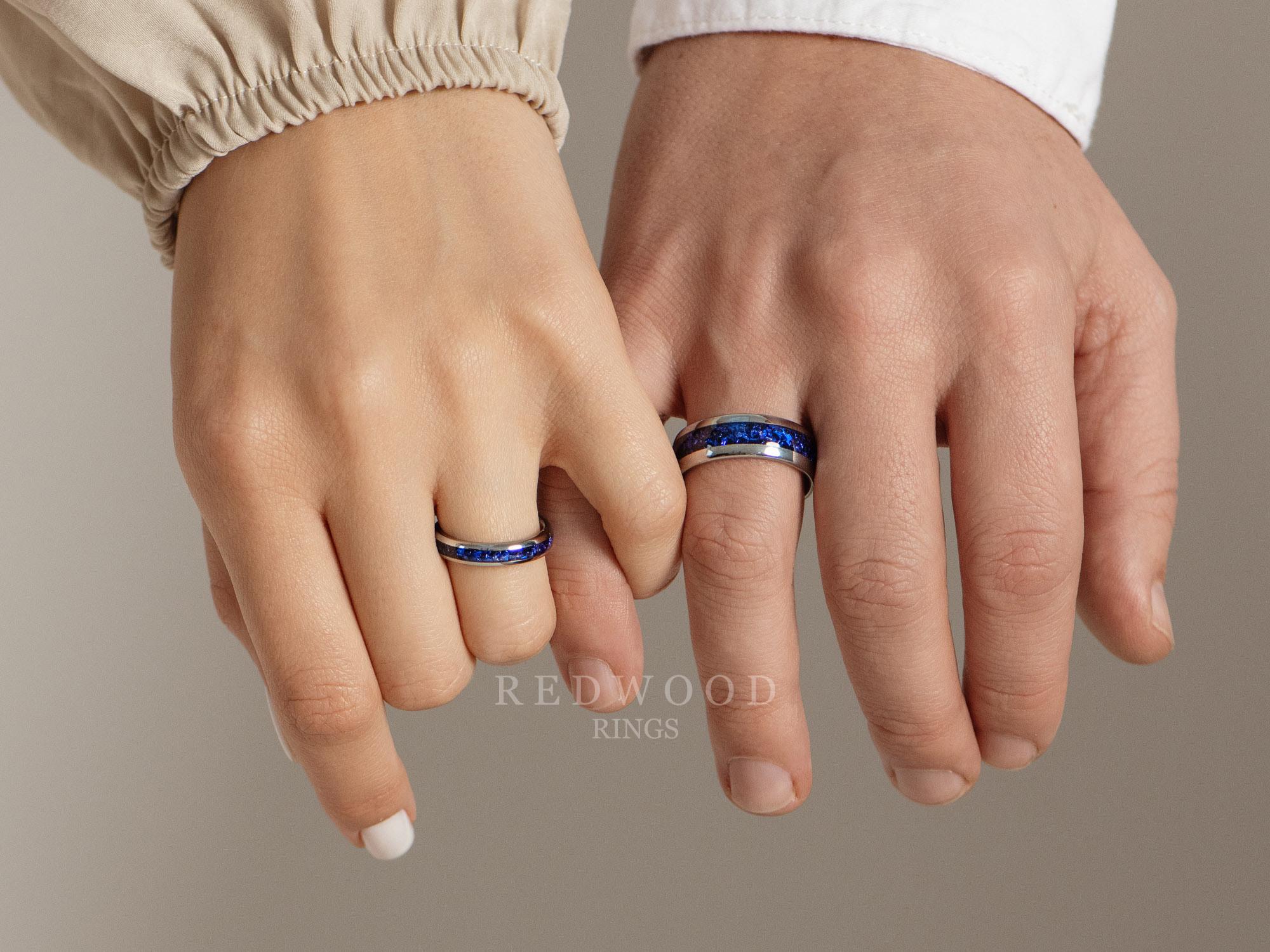TUNGSTORY Anello da uomo in carburo di tungsteno intarsiato con fascia di fidanzamento in argento opale blu, finitura spazzolata, misura comoda, taglia O-Y, carburo di tungst