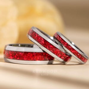 お揃いのシルバーガーネットタングステンリング - 幅4mm、6mm、または8mm - 赤いラボ生成ガーネット、ユニークなお揃いの結婚指輪、赤いリング、